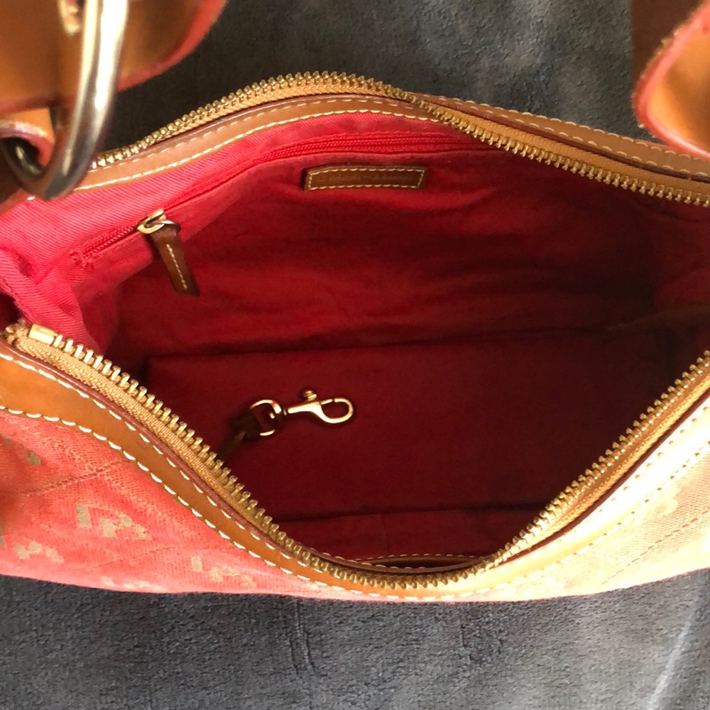 DOONEY & BOURKE Tangerine Shoulder Bag - Picture 6 of 7